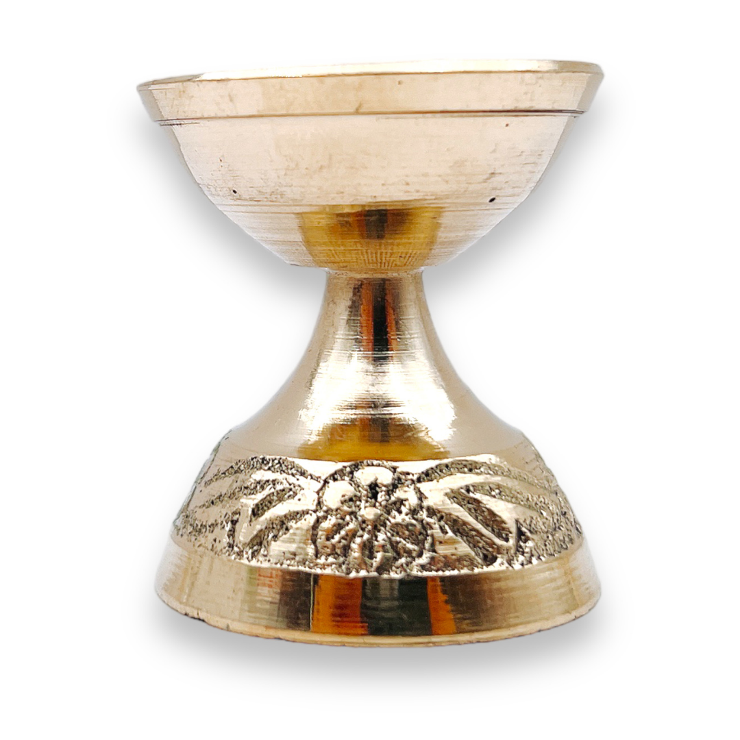 Brass Jyot Stand (Gol Divi)/ Diya-Heavy NO.3