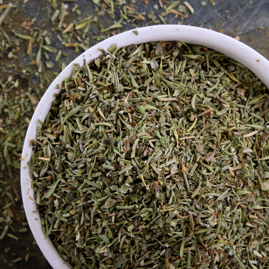 5 ways to use Italian mix herbs in your cooking.